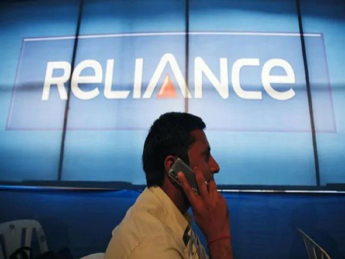 lenders of reliance capital voted in favor of hinduja group company