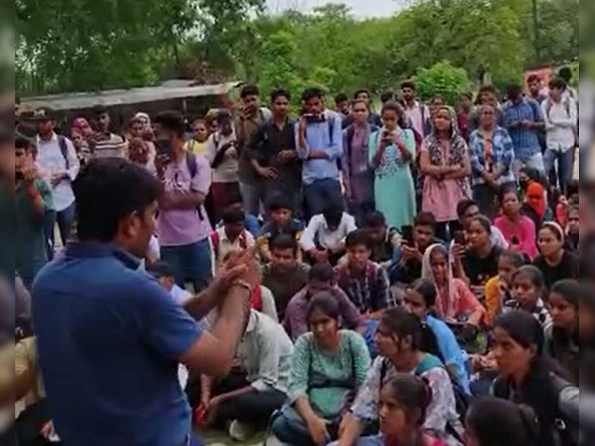 "राजस्थान विवि" के छात्रों को कम प्रवेश देने पर एक्शन, सोसाइटी को सुनाया ये फरमान