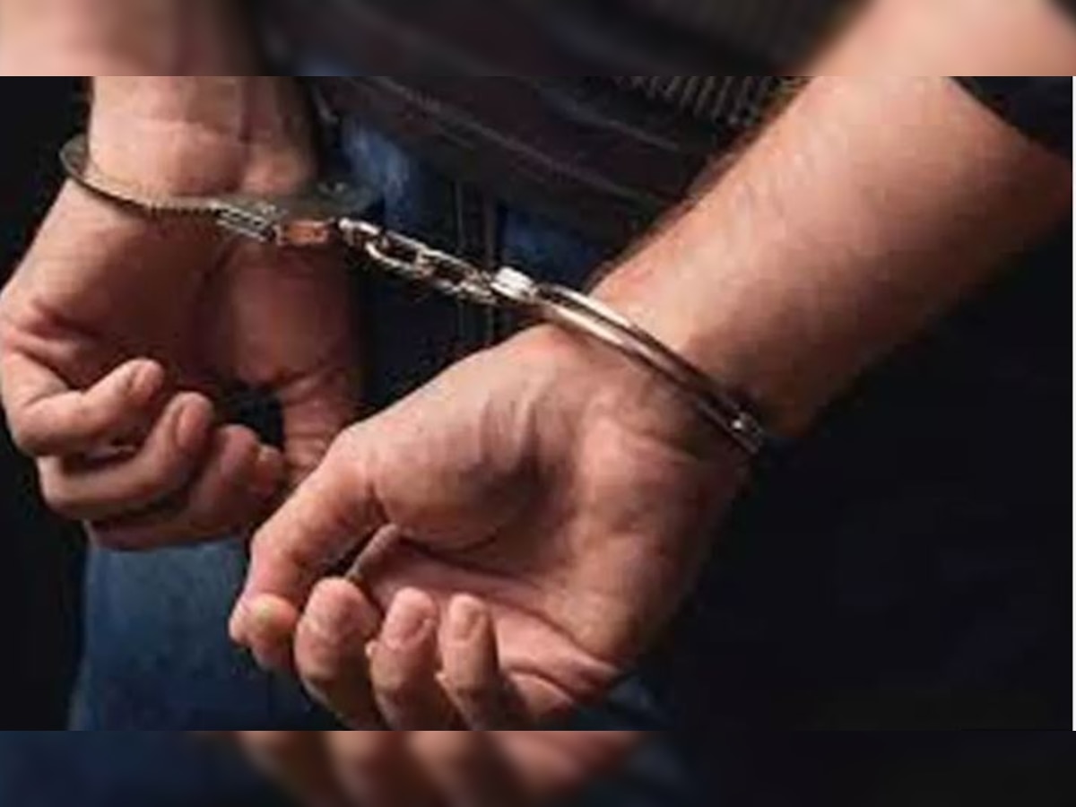 यूपी एटीएस ने दो आतंकवादियों को गिरफ्तार किया, एक का गोंडा और दूसरे का जम्मू कश्मीर कनेक्शन