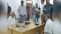 सीएम के सामने बोला शख्स- थानेदार ने थाने से भगा दिया,फिर नीतीश कुमार ने क्या कहा