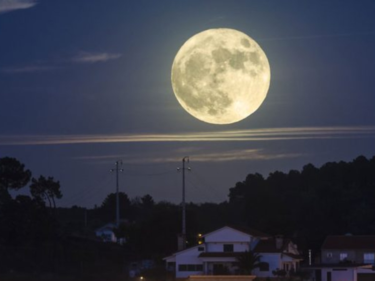 Supermoon: कुछ ही देर में दिखेगा साल 2023 का पहला सुपरमून, जानें कैसे देखें ये अद्भुत नजारा