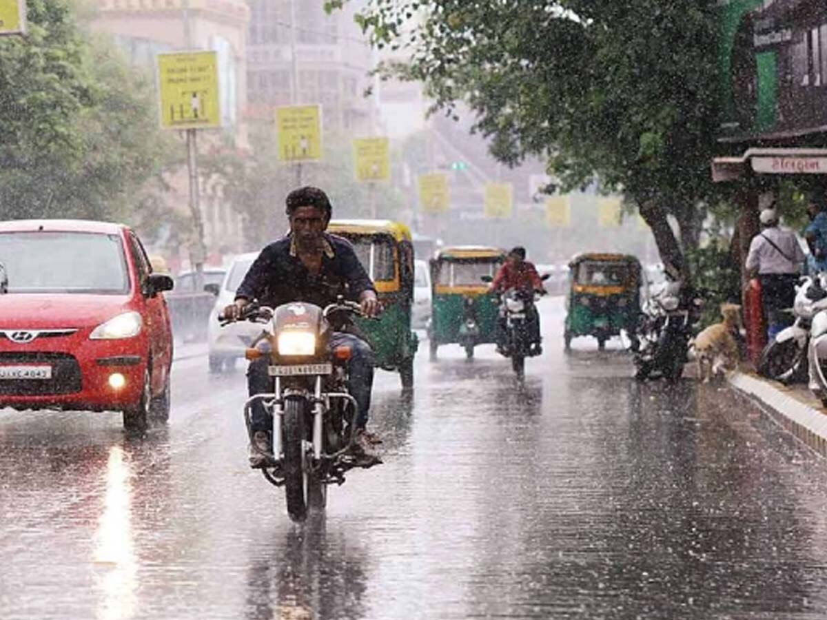 Weather Forecast Today: आज यूपी-बिहार में होगी झमाझम बारिश, ये इलाके भी बरसात में डूबेंगे; जानें अपने शहर का अपडेट
