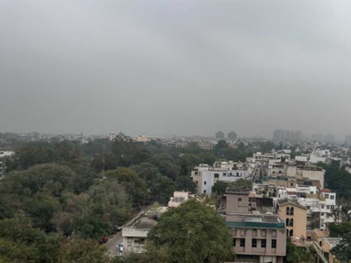 Delhi Monsoon: सावन के पहले दिन दिल्ली में उमस से मिली राहत, जानें कब तक होगी बरसात और कितना रहेगा तापमान 