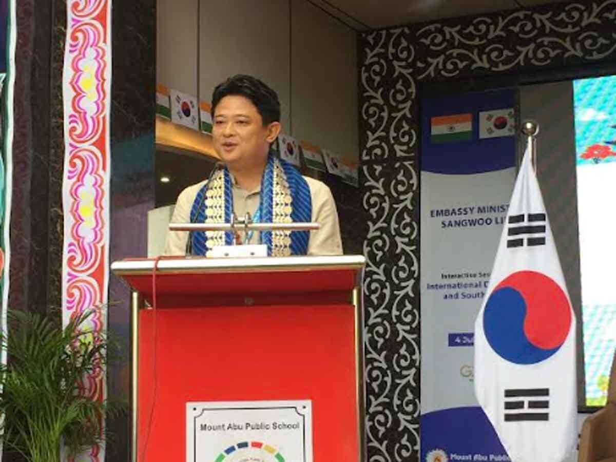 कोरियाई दूतावास के मंत्री का बयान, ‘इंडियन स्टूडेंट्स को पढ़ाई के लिए ढेरों मौके दे रहा है साउथ कोरिया’