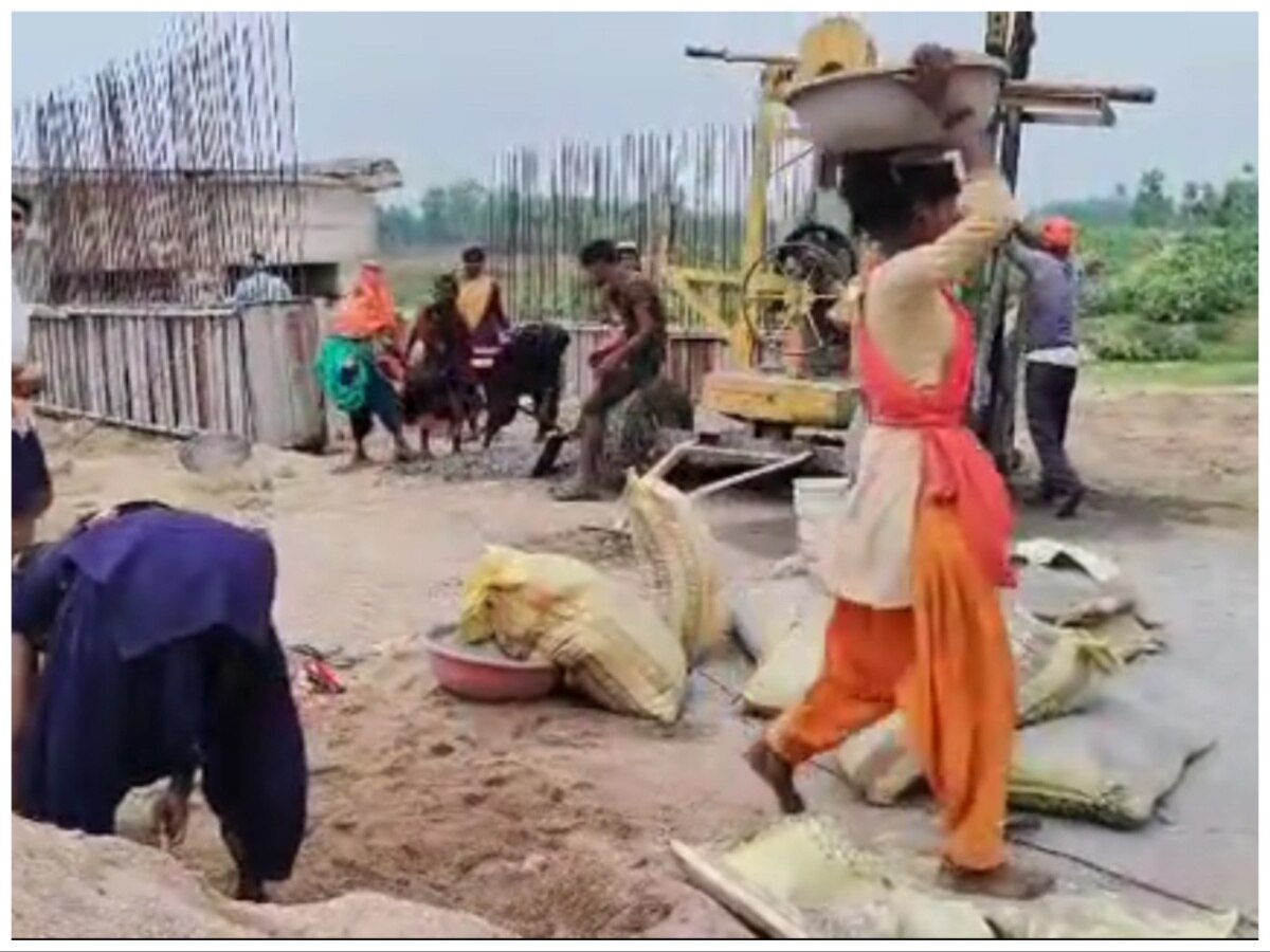 चतरा में लिप्ता के धोई नदी पर पुल का निर्माण कार्य शुरू