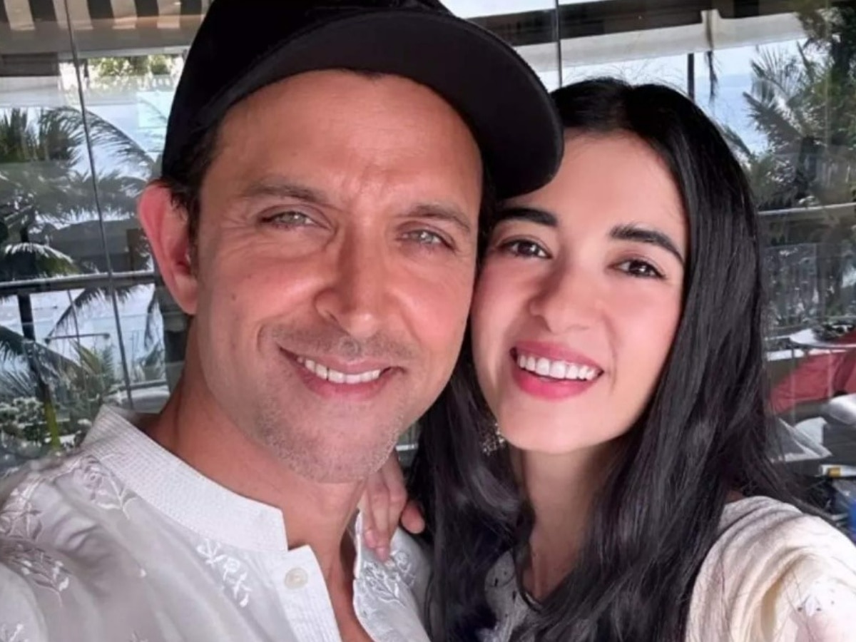 Hrithik Saba wedding: सबा आजाद को अपनी दुल्हन बनाने को तैयार ऋतिक रोशन, कभी भी बज सकती है शहनाई