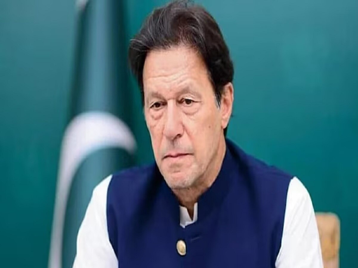 Pakistan News: इमरान खान पर आतंकवाद विरोधी अधिनियम के तहत केस हुआ दर्ज, जानें पुरा मामला