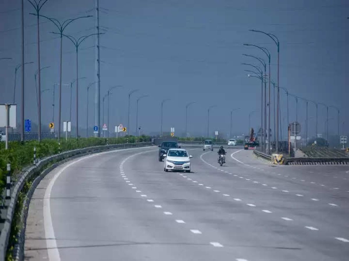 Property rules for construction of building near state highway know the ...