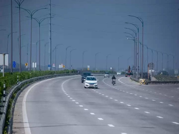 Property rules for construction of building near state highway know the ...
