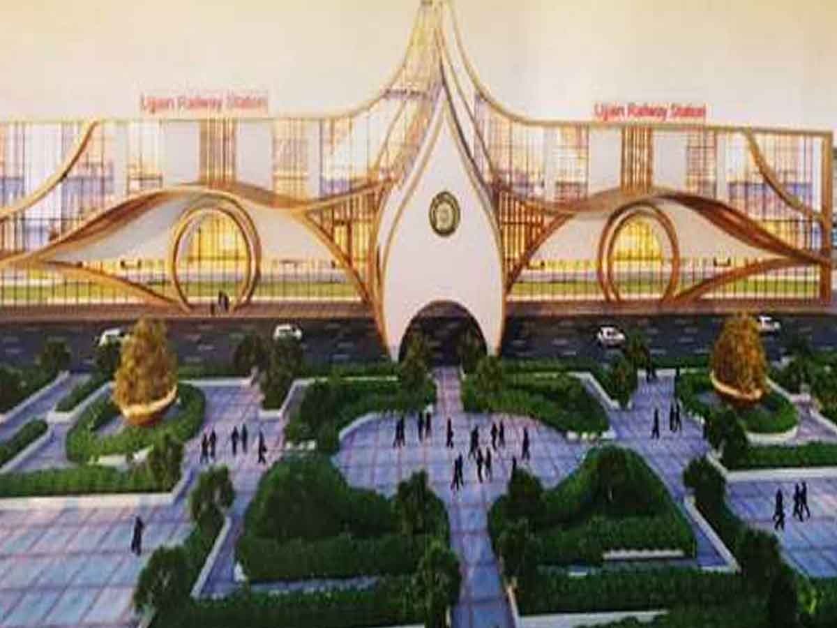 Ujjain News: उज्जैन रेलवे स्टेशन भी होगा शिवमय, शिव के त्रिनेत्र से होकर गुजरेंगे यात्री