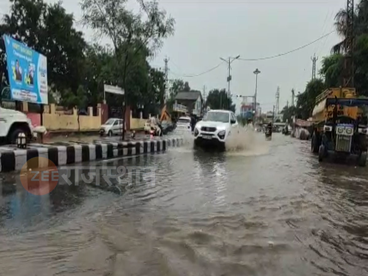 अजमेर: ब्यावर में पहली बारिश ने खोली व्यवस्थाओं की पोल, नगर परिषद परिसर में भरा पानी