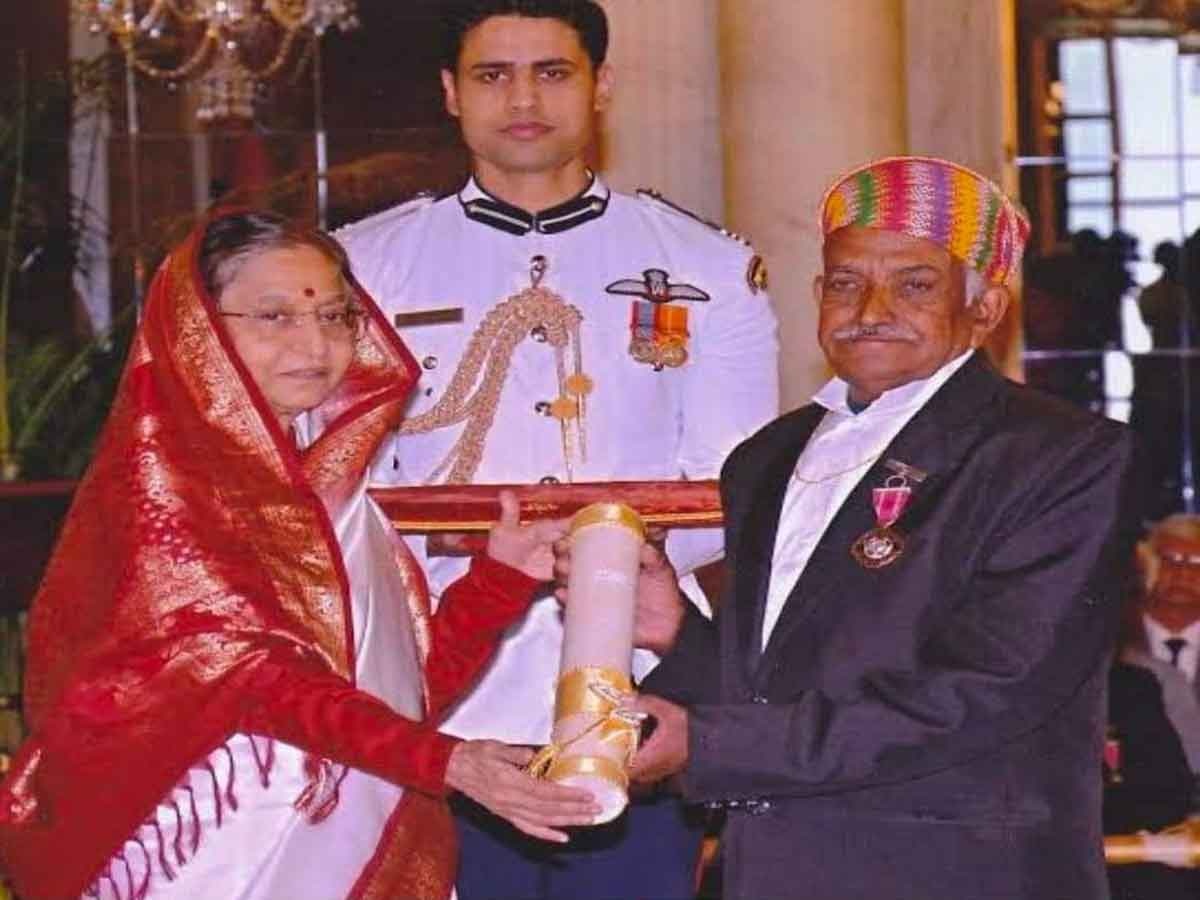 Padmashree awardee Mohanlal Kumhar 
