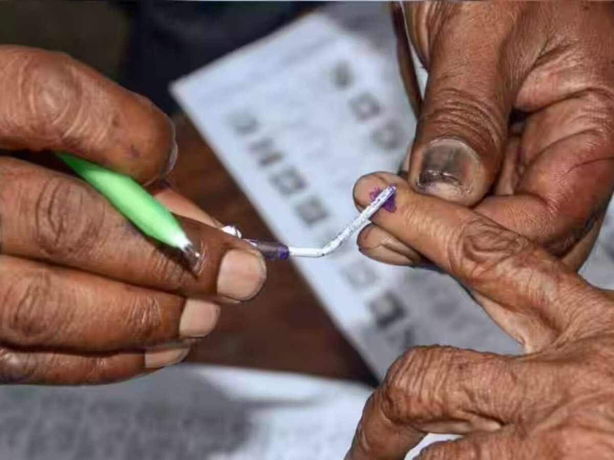 West Bengal Panchayat elections : टीएमसी को 400 से ज्यादा सीटों पर बढ़त, जानें कितनी सीटों पर आगे है भाजपा