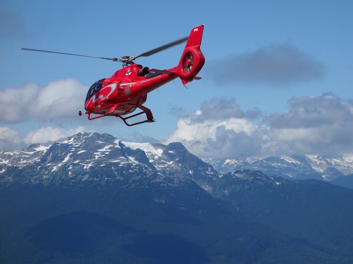 माउंट एवरेस्ट में नेपाल का हेलीकॉप्टर क्रैश, सवार सभी 6 लोगों की मौत