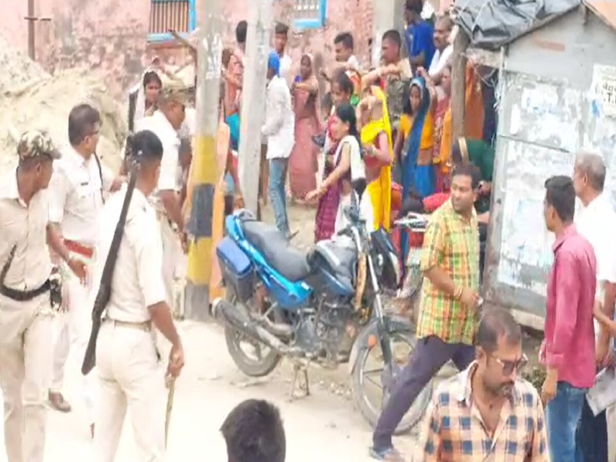 Bihar Crime: विवाहिता की हत्या कर ससुराल वालों ने किया शव गायब, आक्रोशित भीड़ ने पुलिस पर किया पथराव
