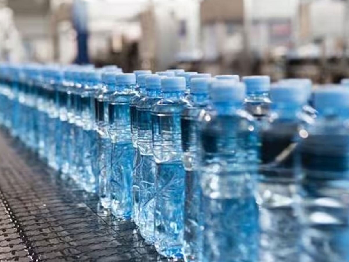 Portable Water Bottle Rules: बोतल का पैक्‍ड पानी पीने वालों के ल‍िए बड़ी खबर, सरकार ने बदला न‍ियम; इस द‍िन से होगा लागू