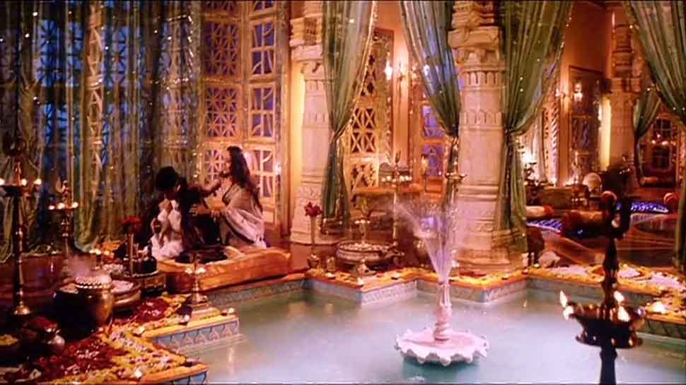 Shahrukh khan devdas was blockbuster hit 21 years ago aishwarya rai ...