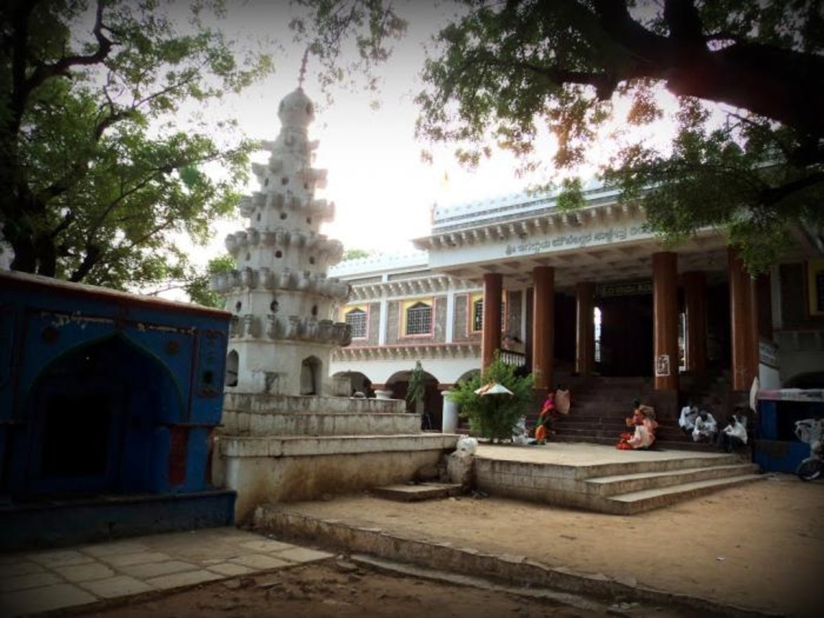 Shri Mouneshwar Temple