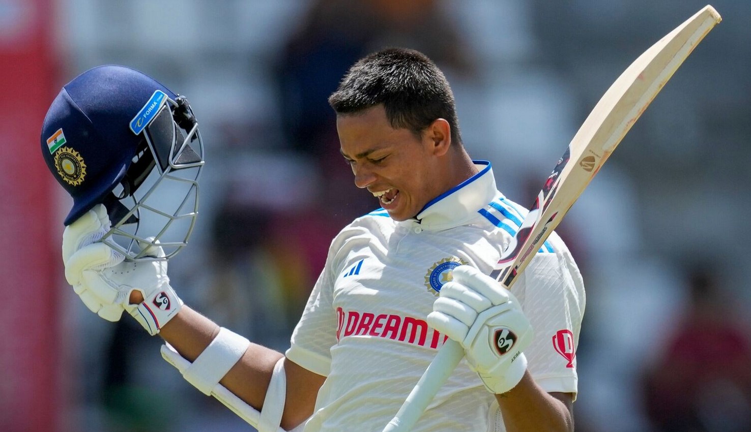 IND vs WI: यशस्वी जायसवाल ने बनाया महारिकॉर्ड, गावस्कर और सहवाग भी पूरे करियर में नहीं कर पाए ये कमाल