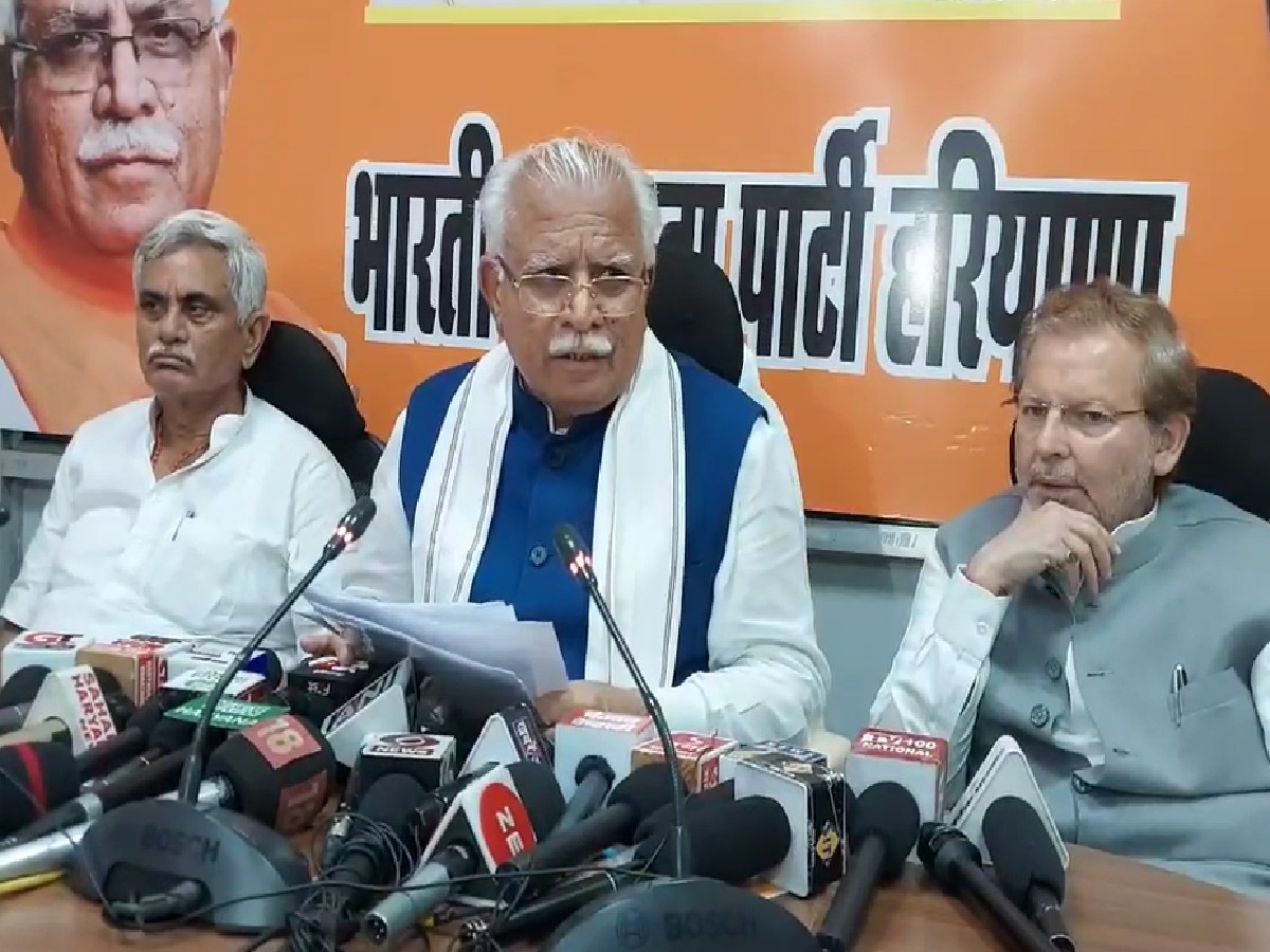 Rohtak News: सीएम मनोहर लाल ने भगवंत मान बताया जोकर, कहा- यह लोग अनपढ़ गावरों जैसी बात करते हैं Rohtak News: सीएम मनोहर लाल ने भगवंत मान बताया जोकर, कहा- यह लोग अनपढ़ गावरों जैसी बात करते हैं
