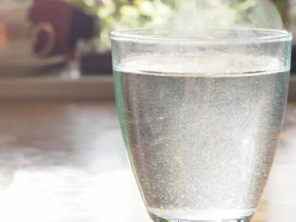 Disadvantages of hot water in hindi Hot water Side Effects Garam pani ke nuksaan Hot water