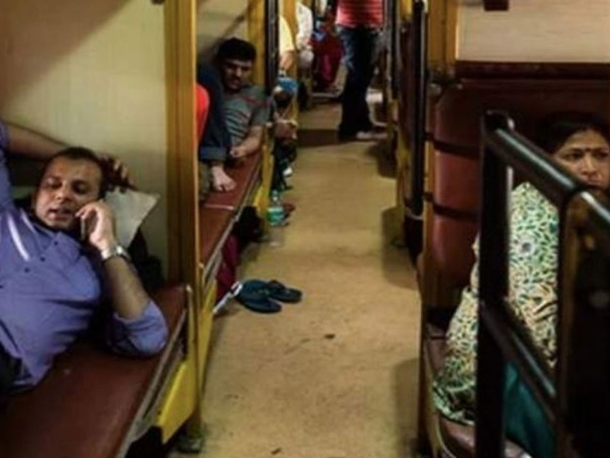 Indian Railways changed sleeping rule in ac and sleeper coaches