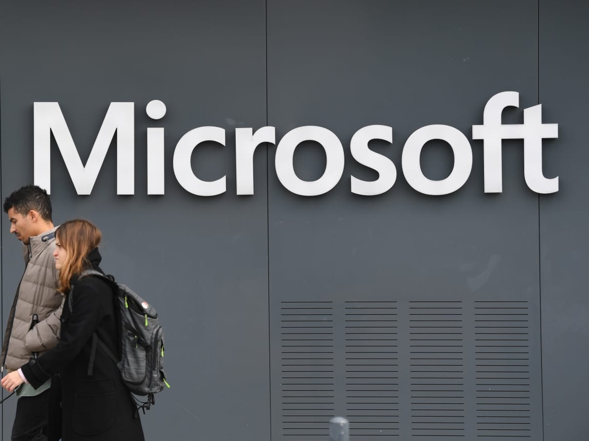 Microsoft ने अचानक दिया जोरदार झटका! हजार कर्मचारियों को निकाला नौकरी से, ये रही वजह
