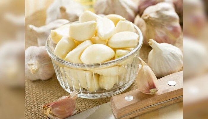 खाने के साथ जरूर खाएं लहसुन से बनी ये चीज, बीमारियां भागेगी दूर