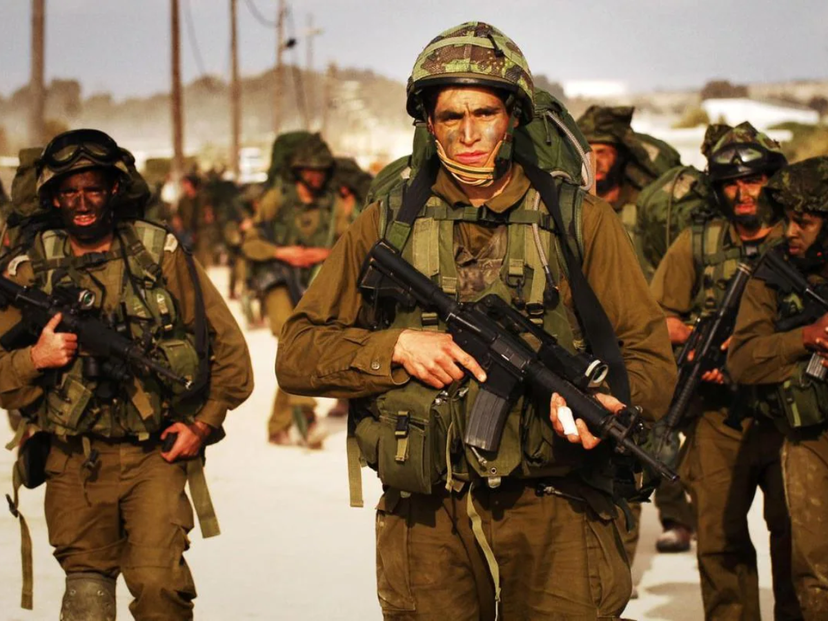 Daily GK Quiz: आखिर कौन सा हैं वो देश, जहां का हर नागरिक है एक सैनिक के बराबर? Daily GK Quiz: आखिर कौन सा हैं वो देश, जहां का हर नागरिक है एक सैनिक के बराबर?