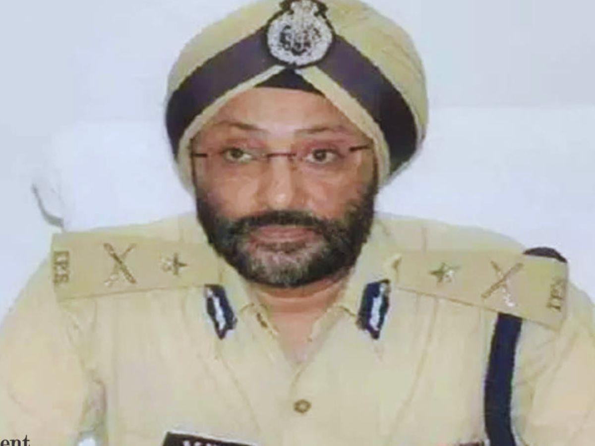 CG News Central government sacked Former IPS GP Singh who suspended for long timeCG News: केंद्र सरकार ने GP सिंह को किया बर्खास्त! पूर्व IPS इसलिए लंबे समय से थे निलंबित