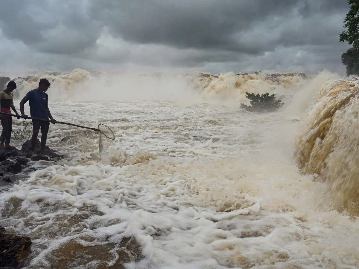 MP Weather Update: मानसून की रफ्तार तेज, नर्मदा खतरे के निशान से ऊपर, आज इन जिलों में होगी भारी बारिश  