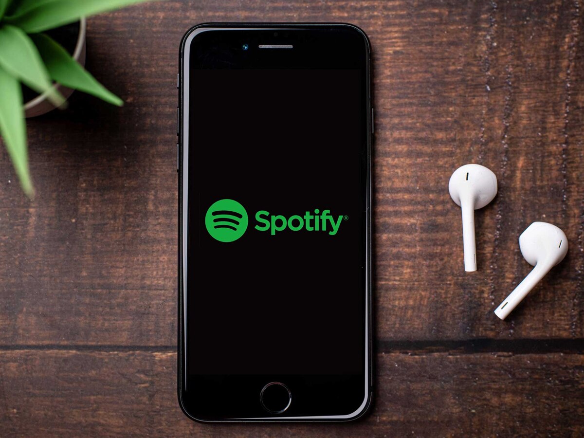 OMG! Spotify पर अब गाना सुनना हुआ महंगा, नए प्लान ने उड़ाए फैन्स के होश; जानिए डिटेल में