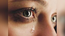 Eye Flue: आपकी भी आंखें हो रही हैं लाल? अगर हां, तो हो सकता है ये आई फ्लू! 