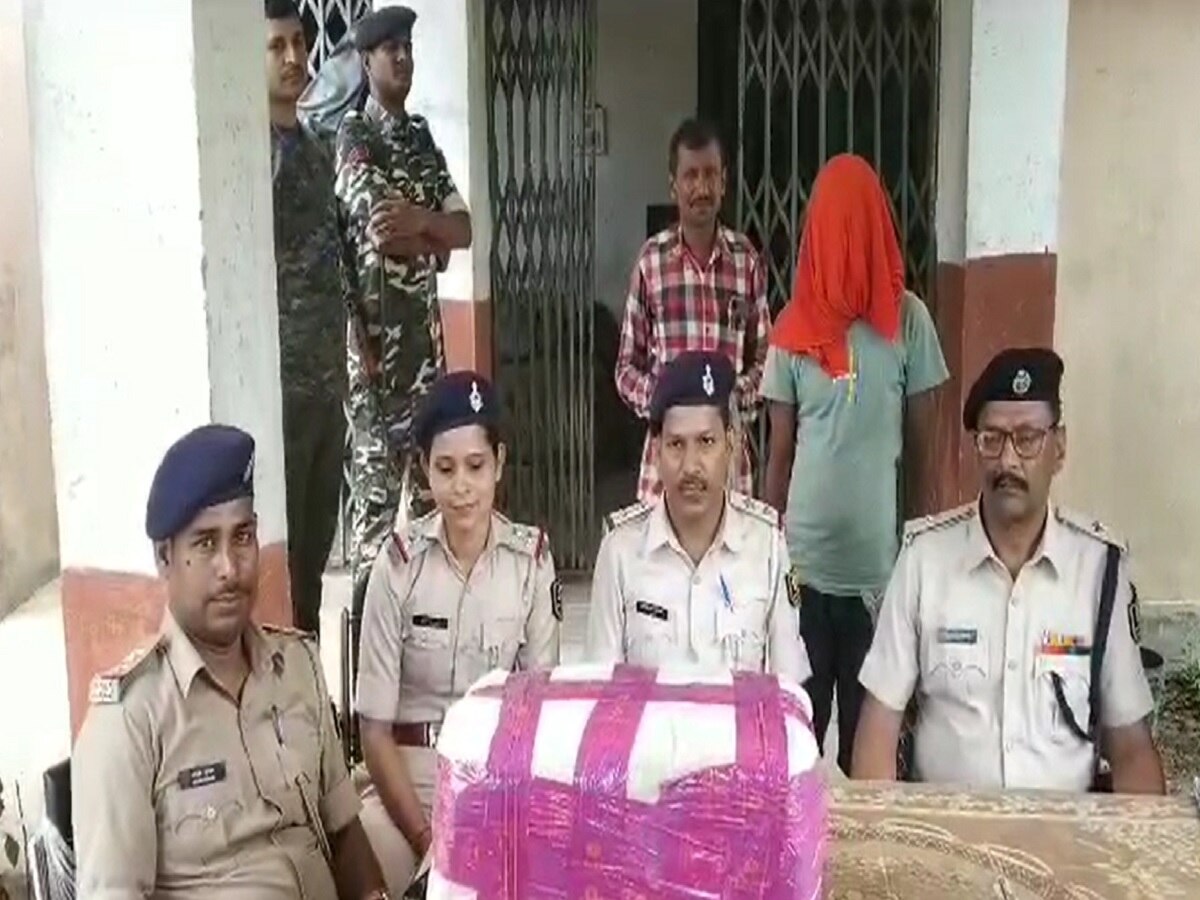 मधुबनी में 19 किलो गांजा के साथ तस्कर गिरफ्तार, जांच में जुटी पुलिस