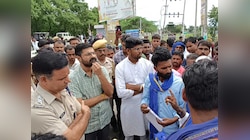 झालावाड़ में आरोपियों की गिरफ्तारी की मांग को लेकर भीम आर्मी ने किया प्रदर्शन