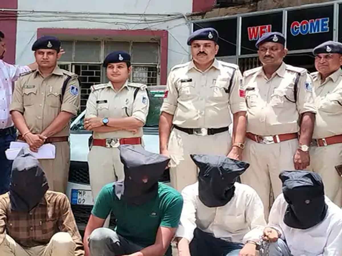 MP News: सीएम की सभा में लोगों की जेब काटते थे पंच-सरपंच, पुलिस ने बाजार से पकड़ा