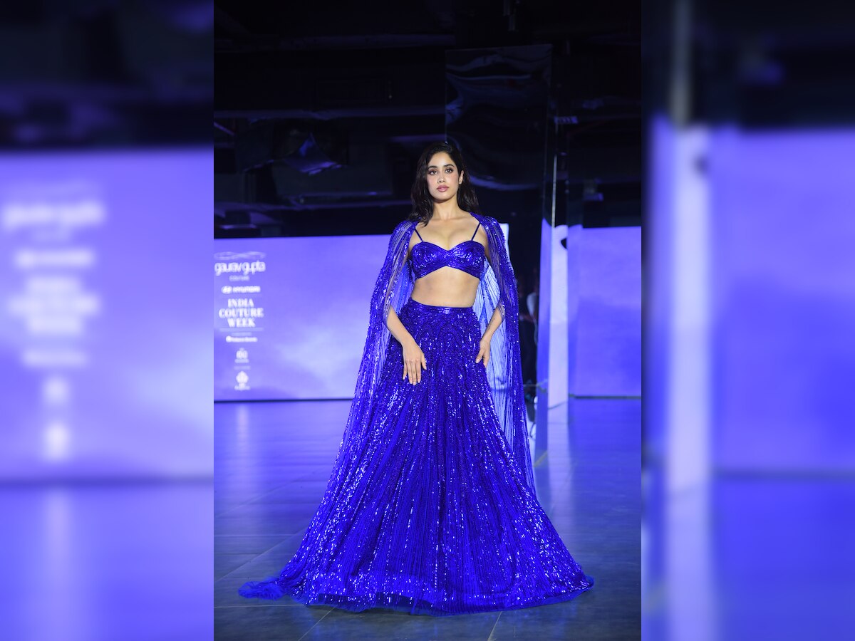 Janhvi Kapoor Ramp Walk Wearing Blue Shimmery Lehnga Bawal Actress Shows Curvy Figure In 6594