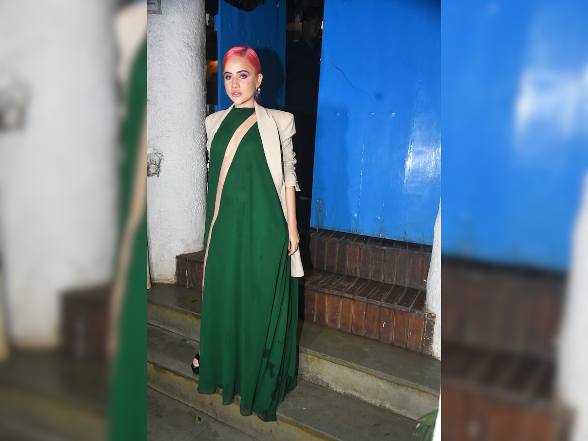हरे लिबास में आईं नजर 