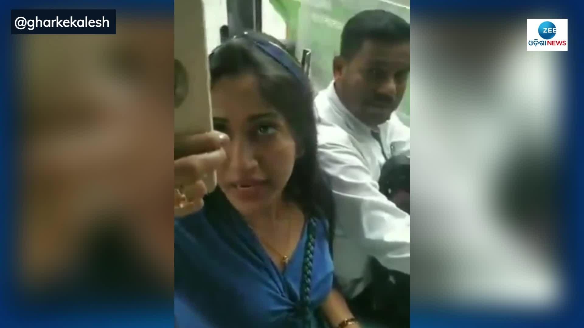 Bengaluru bus conductor and woman passenger fight over ID card. Viral ...