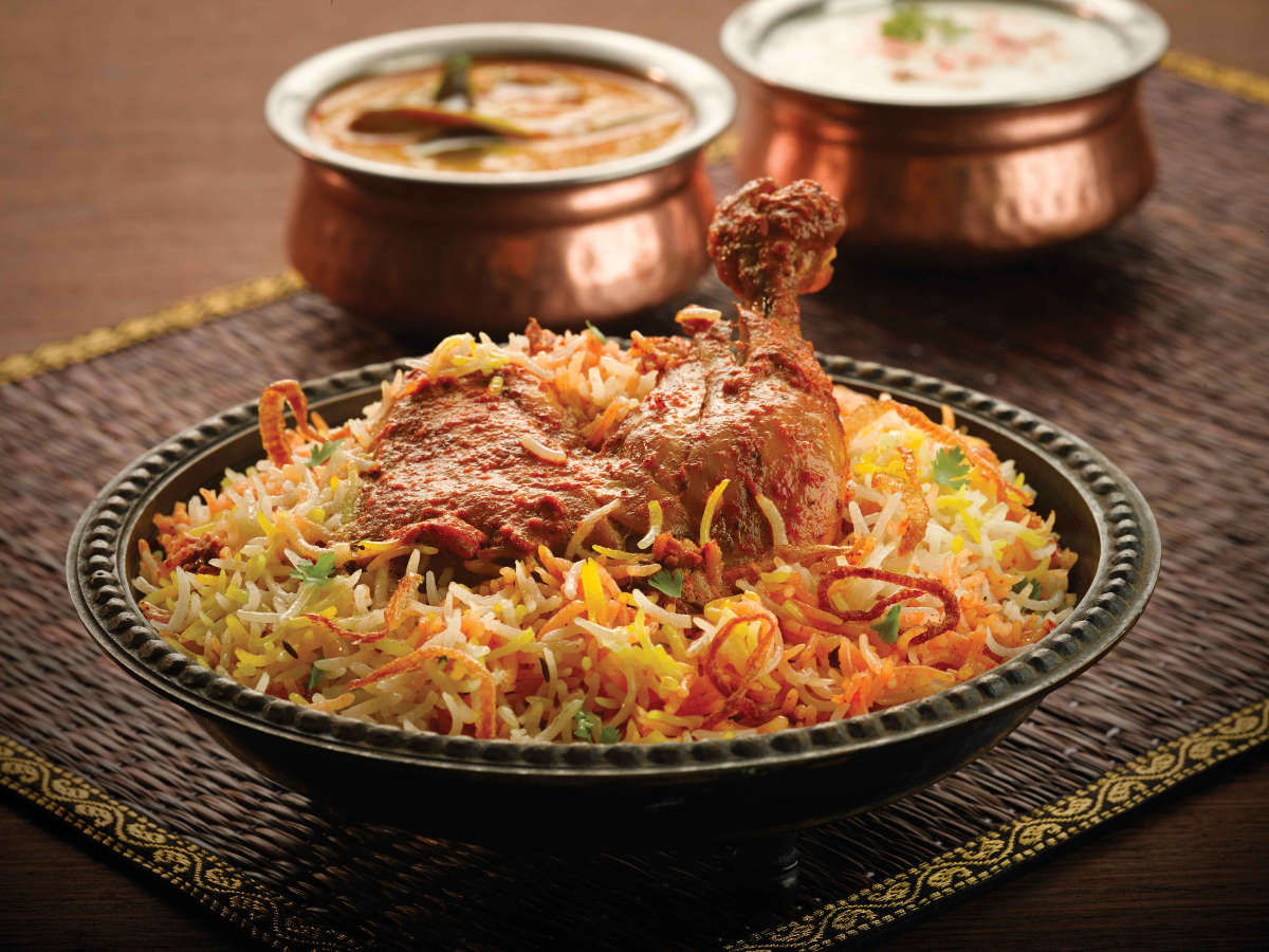 Daily GK Quiz: बताएं आखिर भारत के किस शहर को 'World Capital of Biryani' के नाम से जाना जाता है? Daily GK Quiz: बताएं आखिर भारत के किस शहर को 'World Capital of Biryani' के नाम से जाना जाता है?