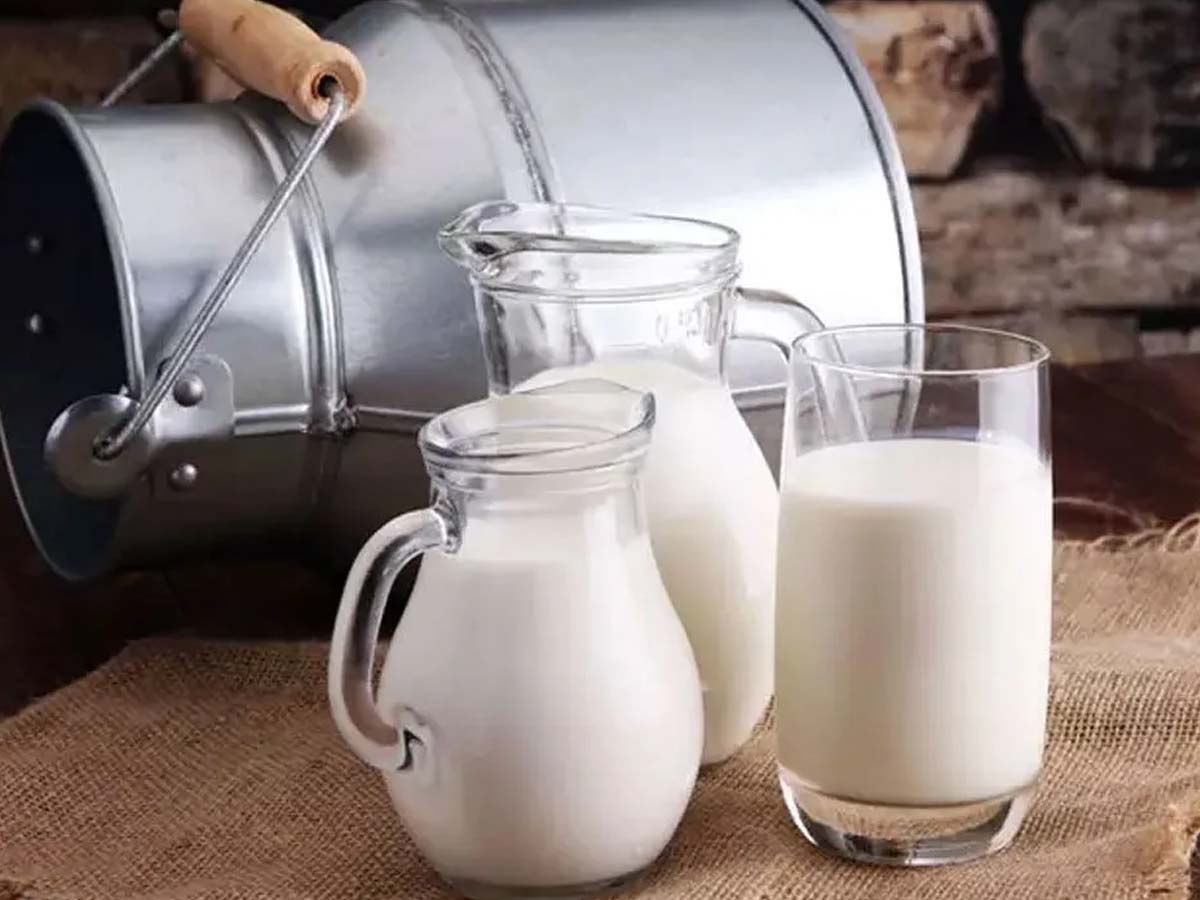 Benefits of Cow milk There are 6 benefits of drinking cow's milk