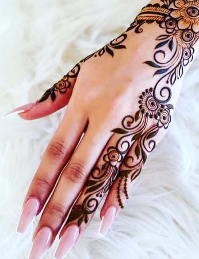 simple mehandi design Images • ❤️Mehandi.arts.2132❤️ (@449385166) on  ShareChat