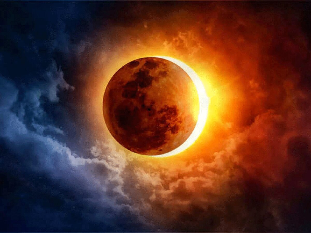 Surya Grahan 2023: इस दिन लग रहा है साल का दूसरा सूर्यग्रहण, जानें तारीख, सूतक समय और धार्मिक महत्व
