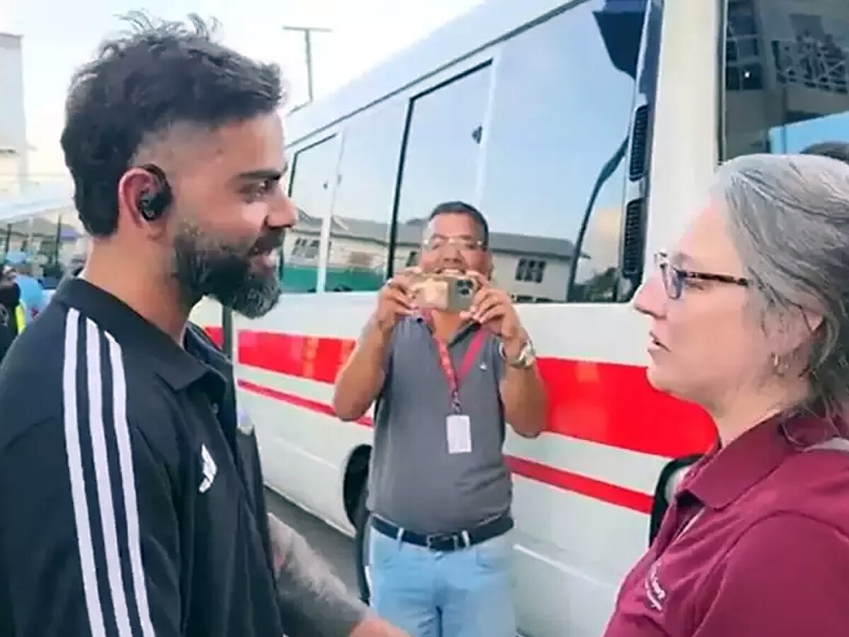 Virat Kohli के कान में दिखे Apple के अनोखे Earbuds, नहीं आए अब तक भारत में; जानिए कीमत