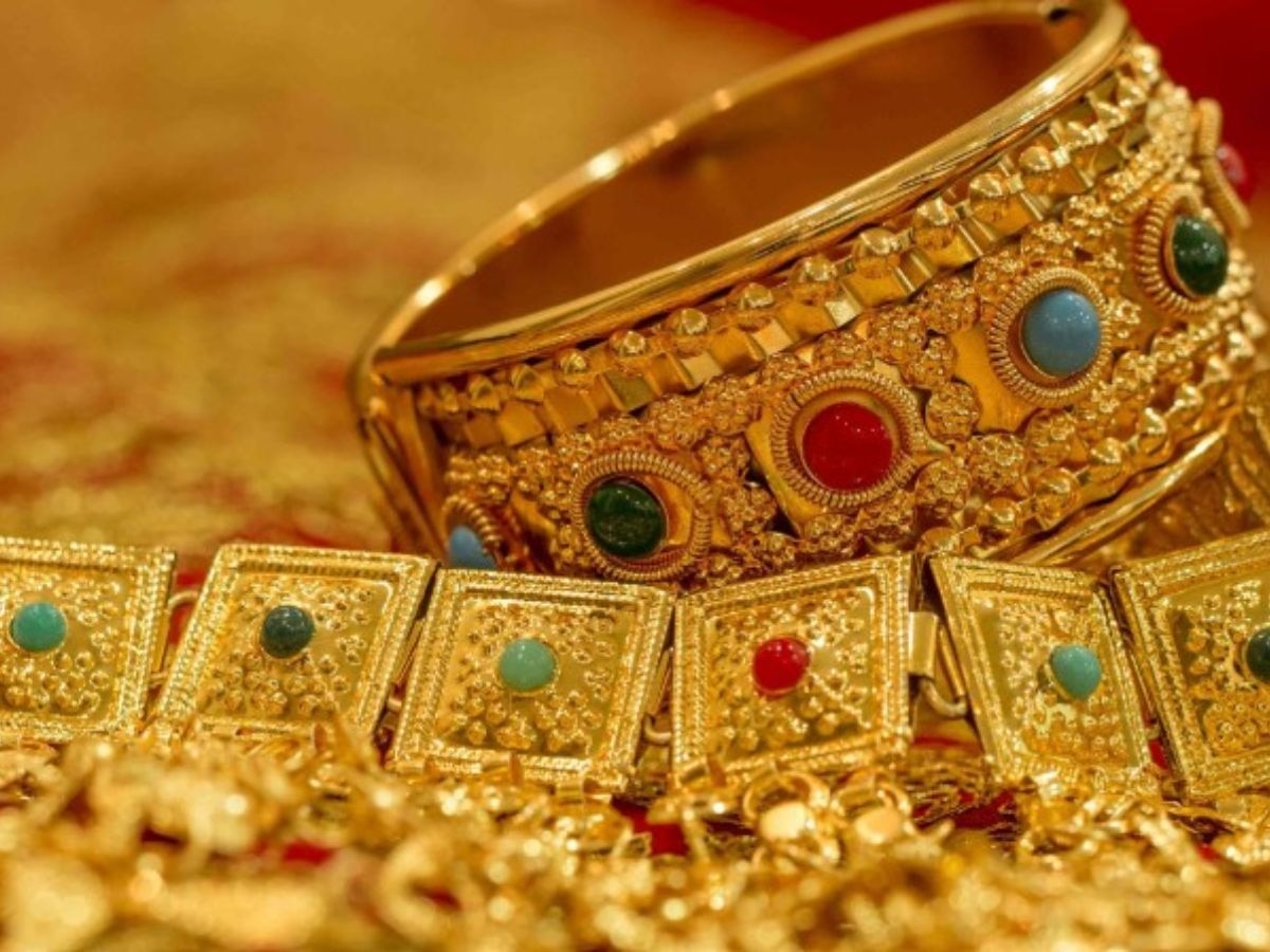 Gold Price Today: सोने-चांदी की कीमत में आई गिरावट, खरीदने का सुनहरा मौका, जानें लेटेस्ट रेट्स