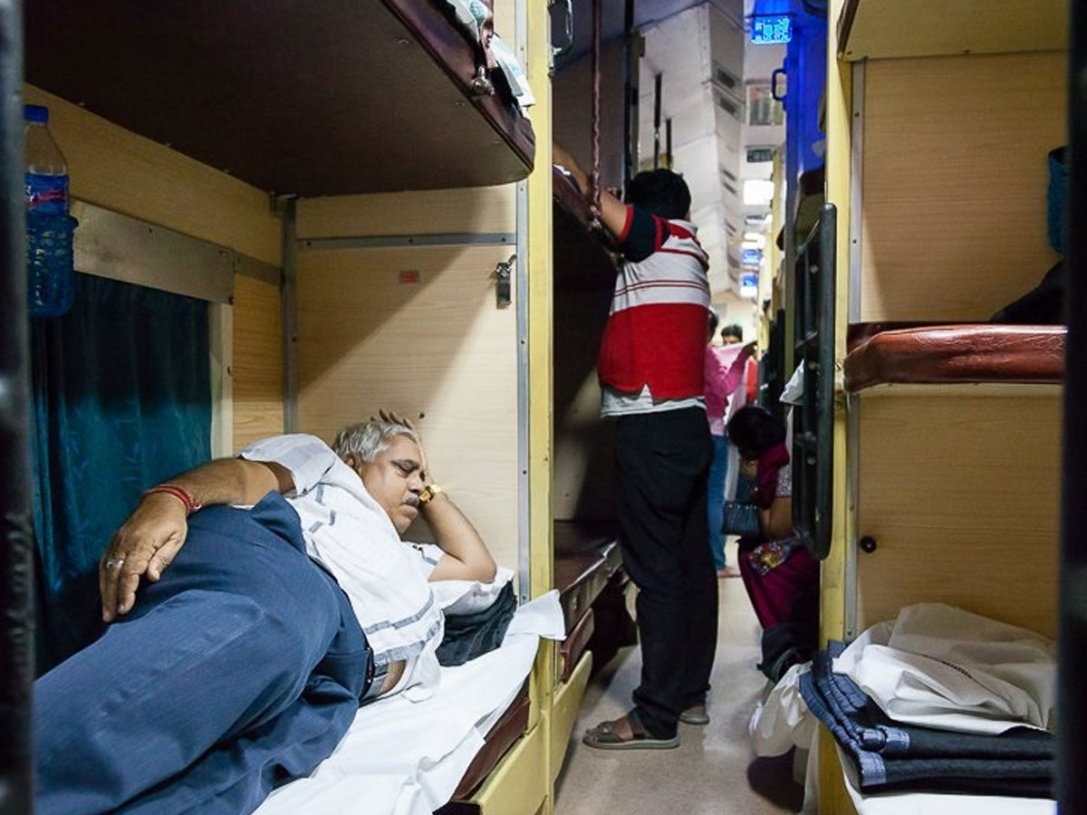 Indian Railways changed sleeping timing in 3rd ac and sleeper coaches ...
