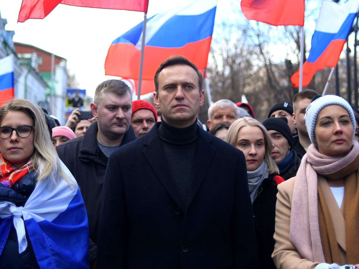 Alexei Navalny: पुतिन के विरोधी की कहानी, जहर दिया गया, गिरफ्तारी हुई और अब सजा 19 साल तक बढ़ाई