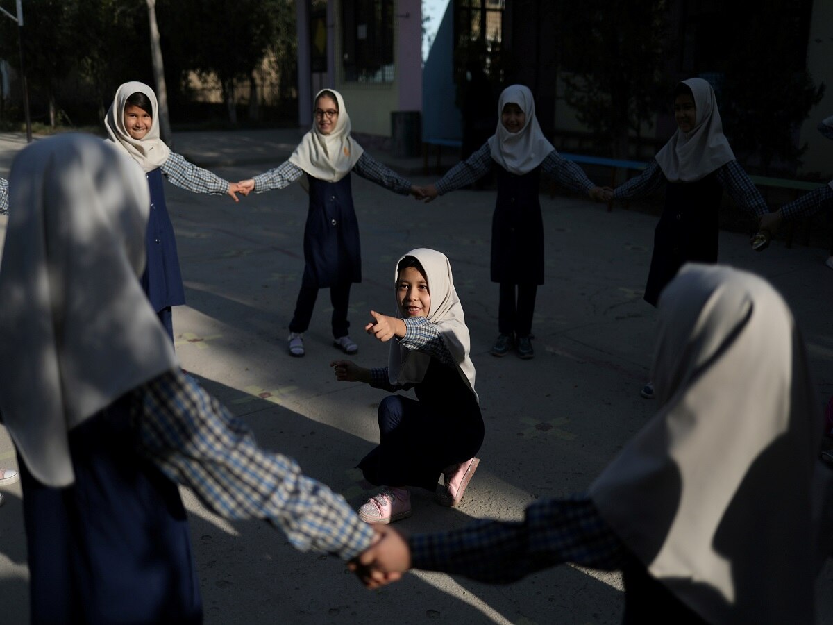 Taliban: तालिबान सरकार का नया हुक्मनामा, 10 से ऊपर उम्र वाली लड़कियों की पढ़ाई पर पाबंदी