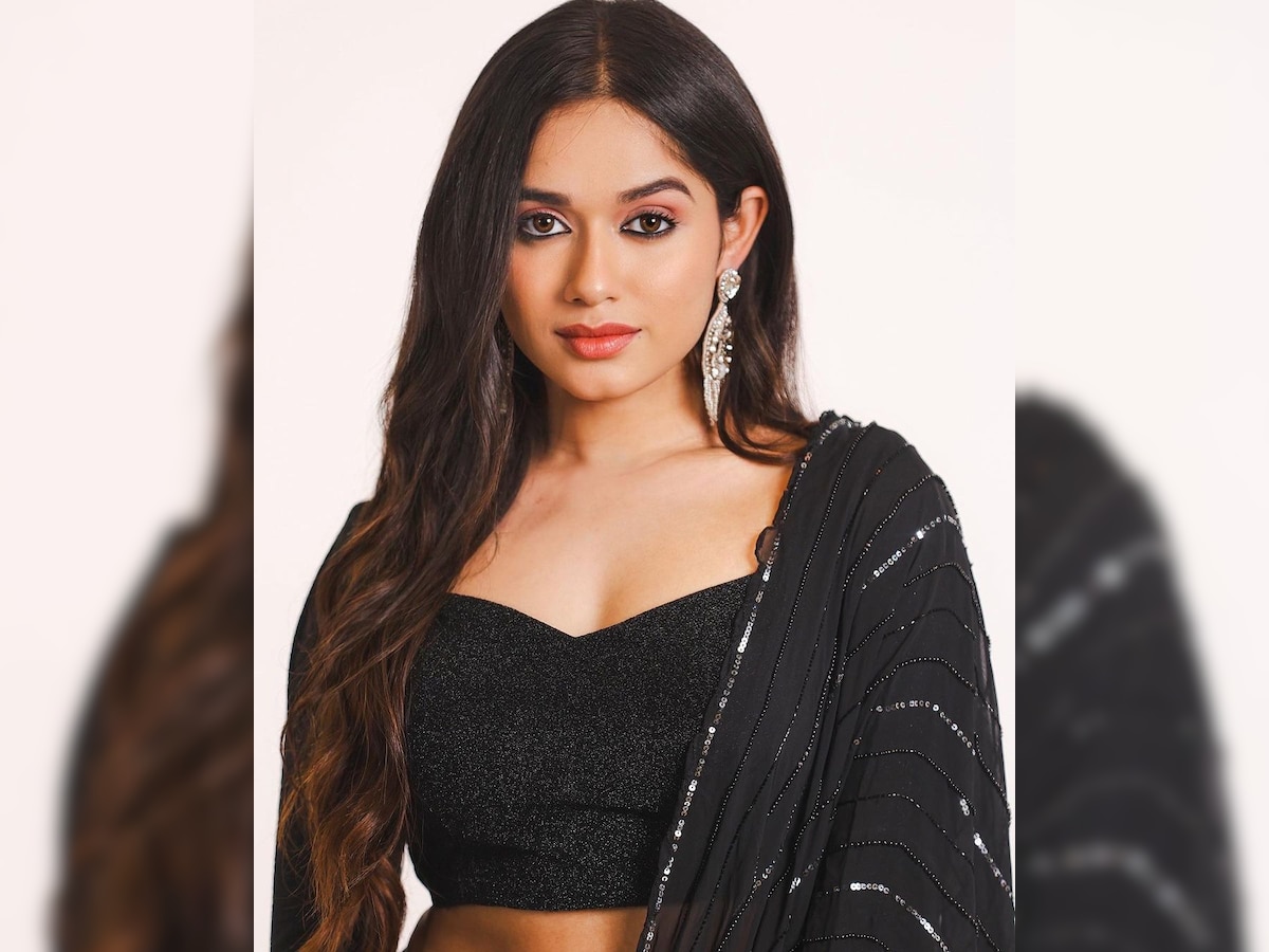 Jannat Zubair Look Beautiful In Black Lehenga Fans Goes Crazy Jannat Zubair Photos जन्नत 