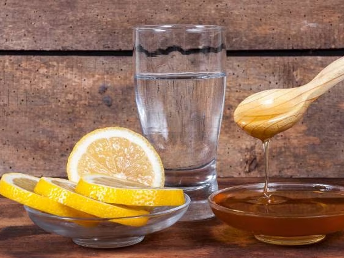 lemon Water benefit: ସକାଳୁ ଖାଲି ପେଟରେ ପିଅନ୍ତୁ ଲେମ୍ବୁ ପାଣି ଆଉ ଦେଖନ୍ତୁ ଏହାର ଫାଇଦା